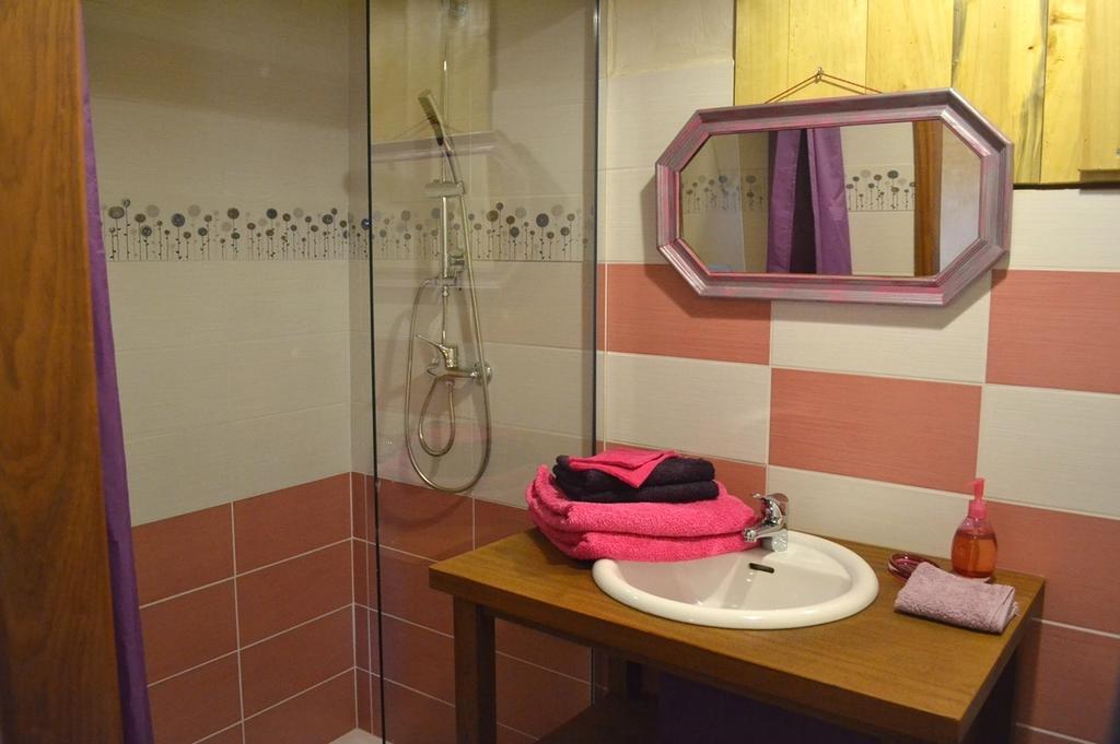 La Ferme De Cagnolle Hotel Saint-Amand-de-Belves Exterior photo